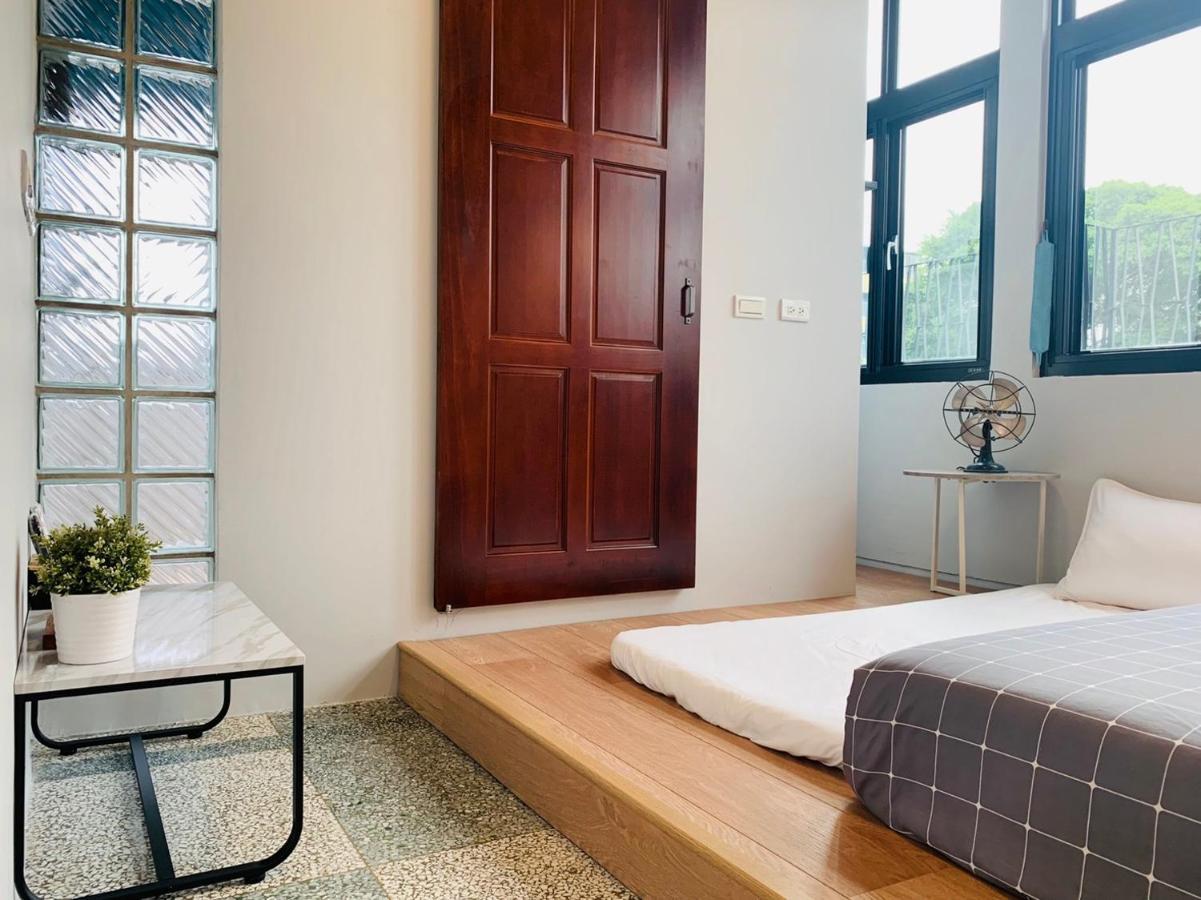 OYAJI Guesthouse - 台南老屋 可 包棟 民宿 Ngoại thất bức ảnh