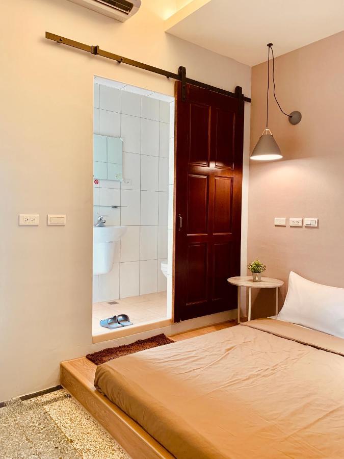 OYAJI Guesthouse - 台南老屋 可 包棟 民宿 Ngoại thất bức ảnh