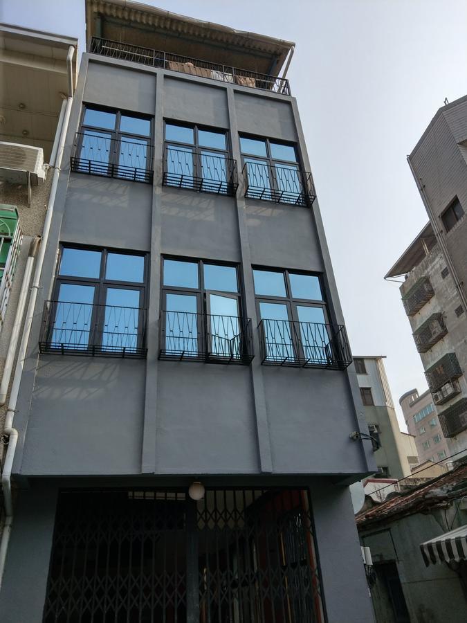 OYAJI Guesthouse - 台南老屋 可 包棟 民宿 Ngoại thất bức ảnh