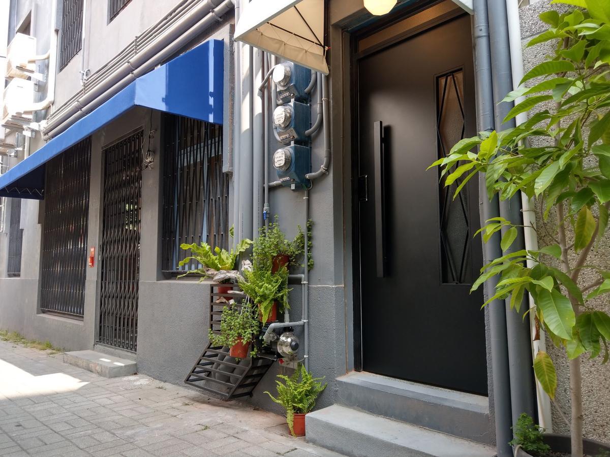 OYAJI Guesthouse - 台南老屋 可 包棟 民宿 Ngoại thất bức ảnh